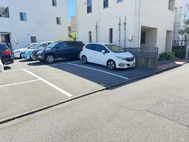 駐車場(敷地外)