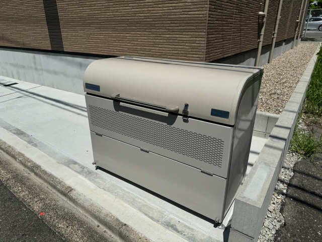 ゴ��ミボックス