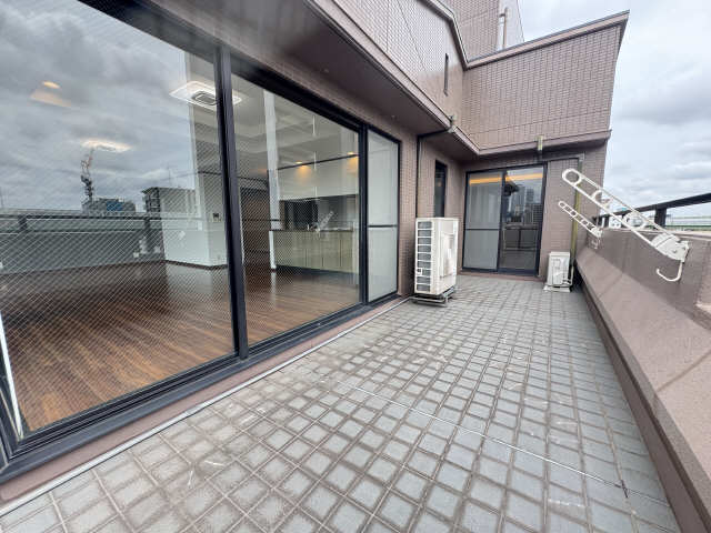 ルーフバルコニー