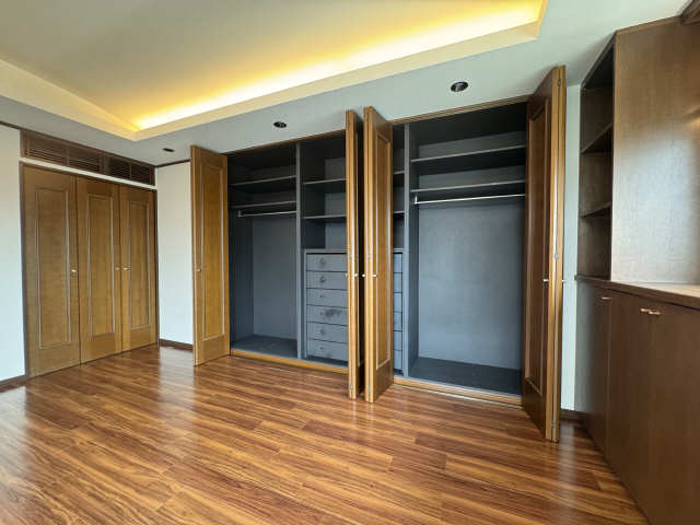 収納（主賓室）