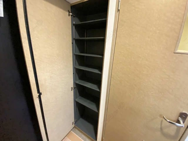 シューズボックス
