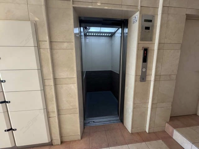 エレベータ