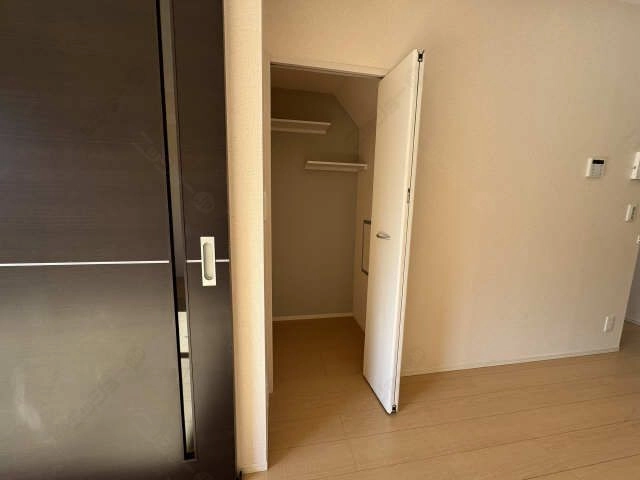 物入（リビング）