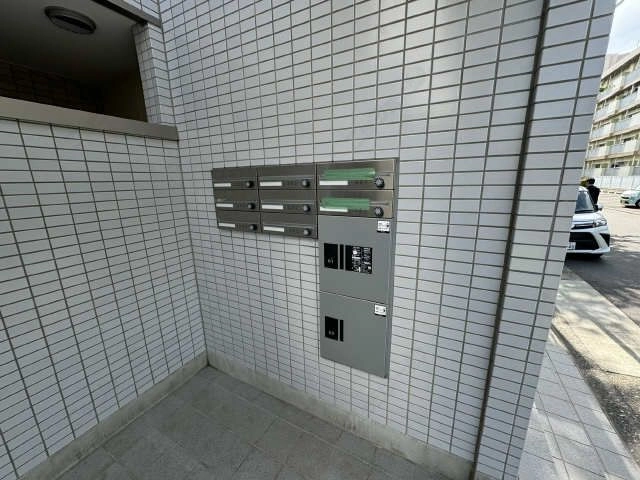 宅配ボックス