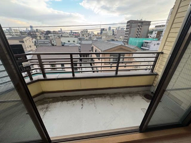 ４階バルコニー