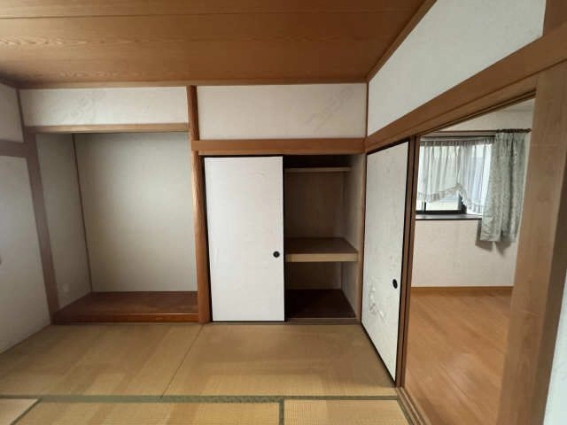 ３階和室収納