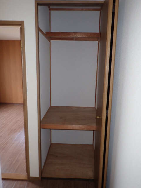 収納(廊下）