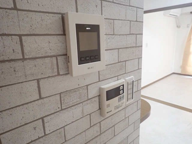 モニター付きインターホン