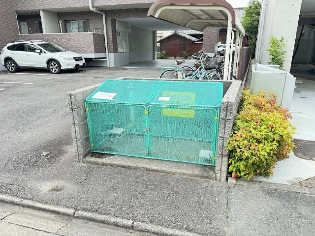 ゴミ置場