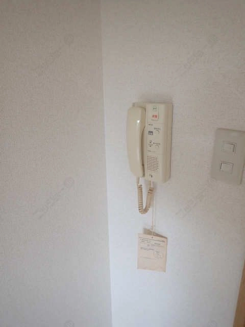 インターホン