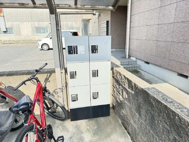 宅配ボックス