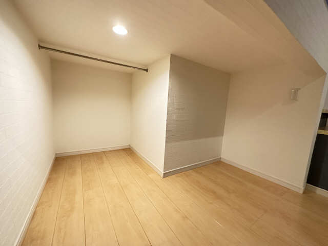 アンダーロフト