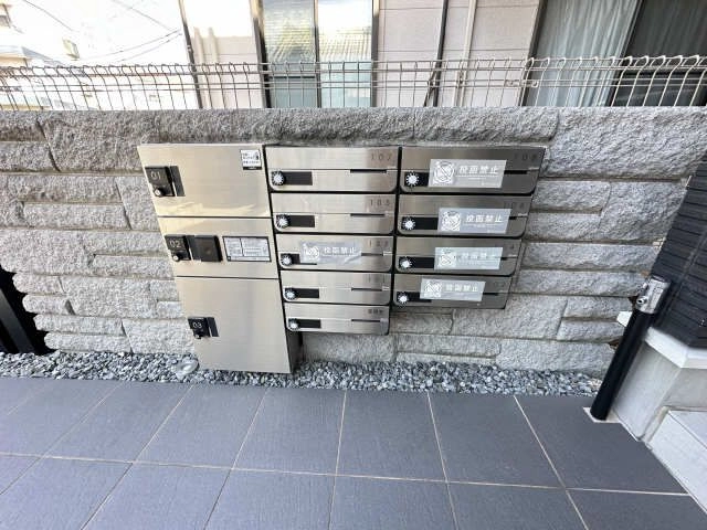 共有ポスト 宅配BOX