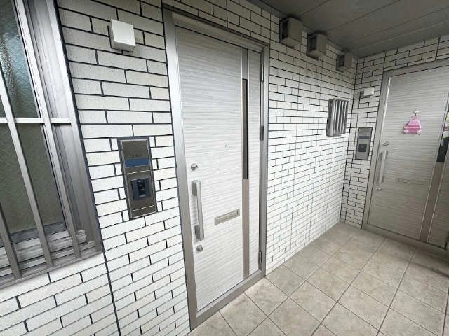 玄関扉