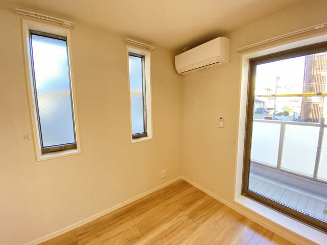 リビングエアコン