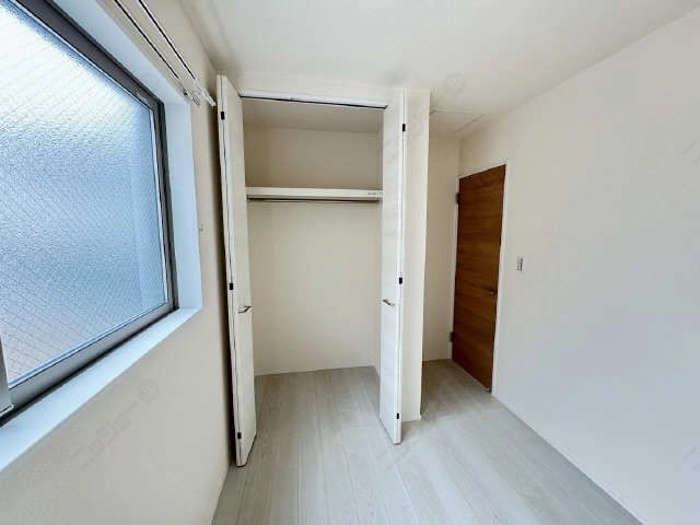 洋室（中）の収納