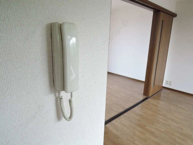 インターホン