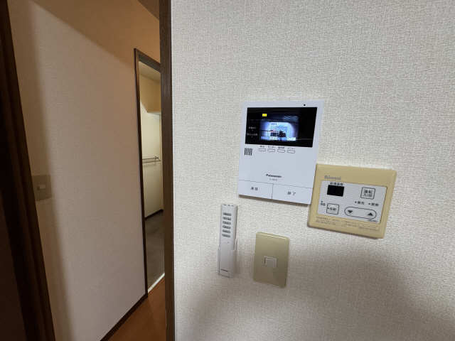 モニター付きインターホン