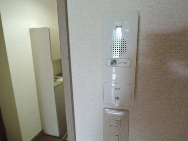 インターホン