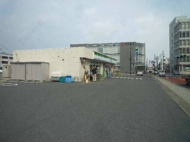 ファミリーマート