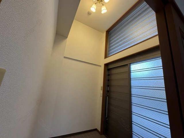 1階玄関