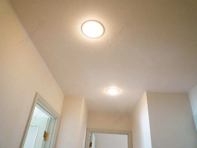 玄関センサーライト