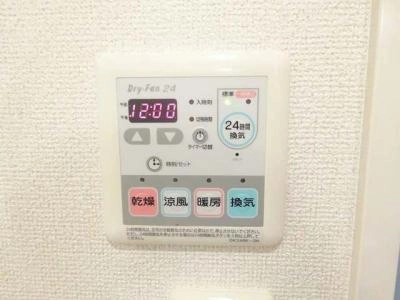 その 他