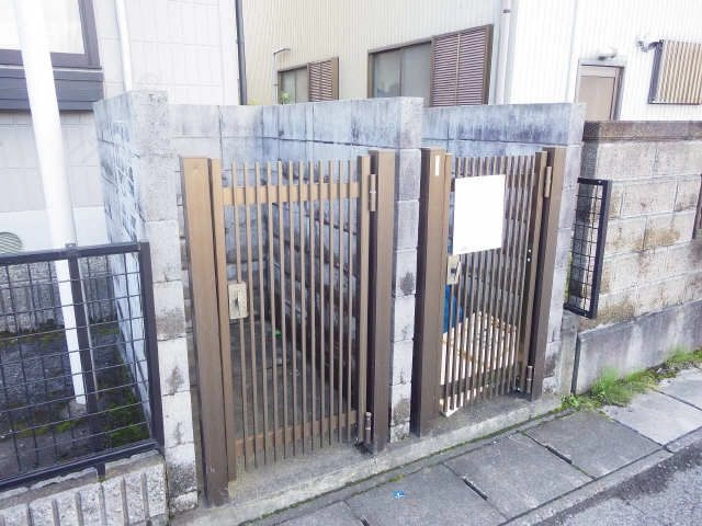 ゴミ捨場