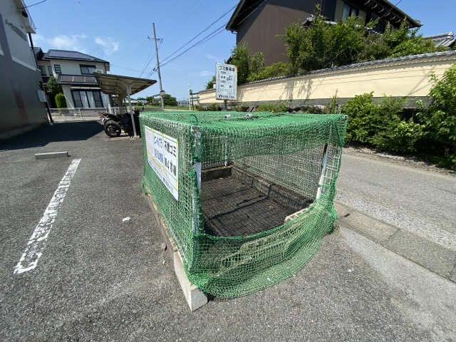 ゴミ置き場