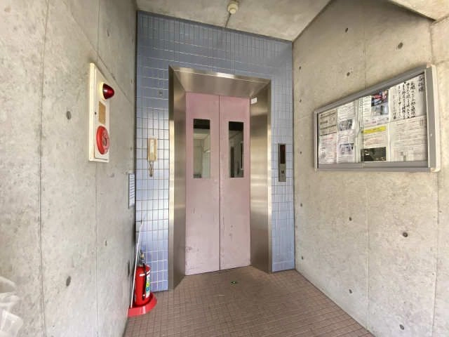 エレベーター
