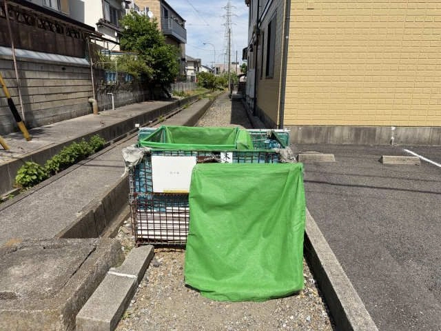 ごみ置き場