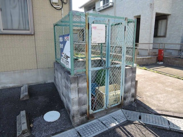 ゴミステーション