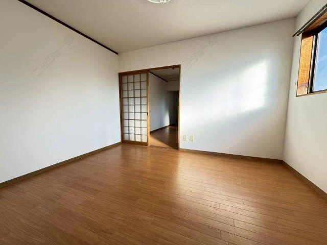 洋室
