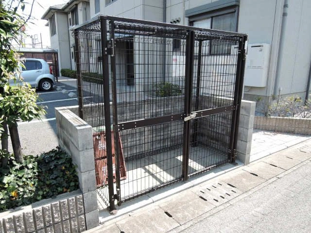 ゴミステーション