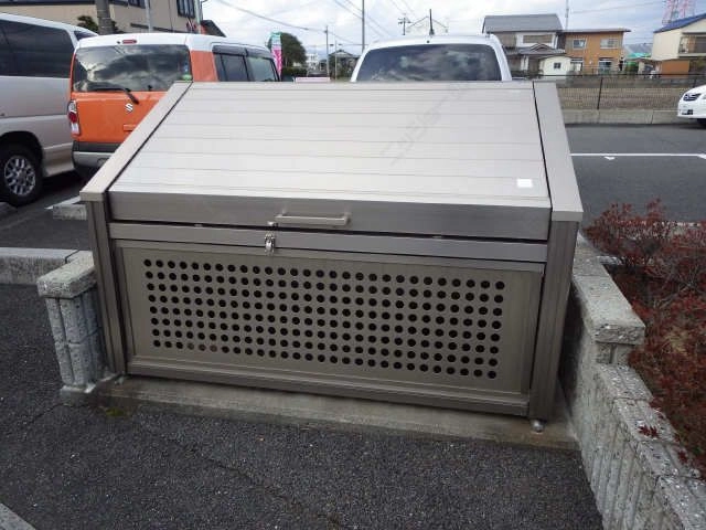 ゴミ捨場