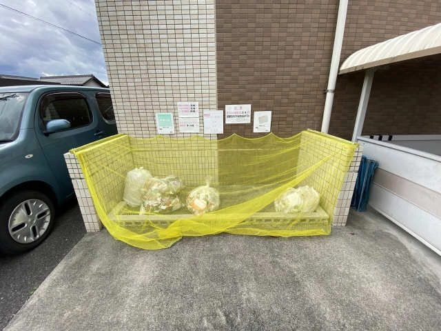 ゴミ置き場