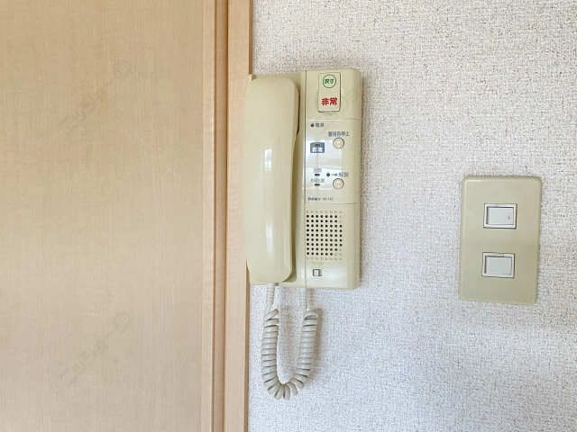 インターホン