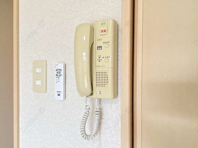 インターホン