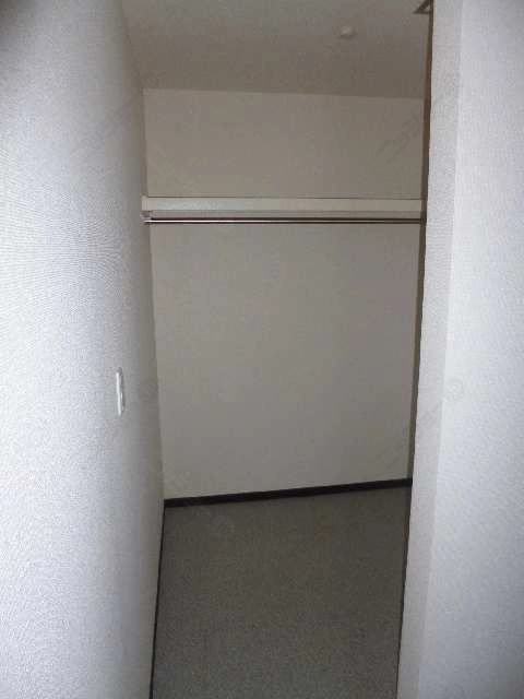 ｳｫｰｸｲﾝｸﾛｰｾﾞｯﾄ