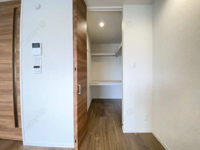 ウォークインクローゼット