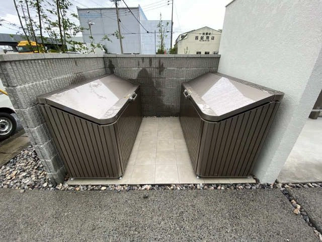 ゴミ置き場