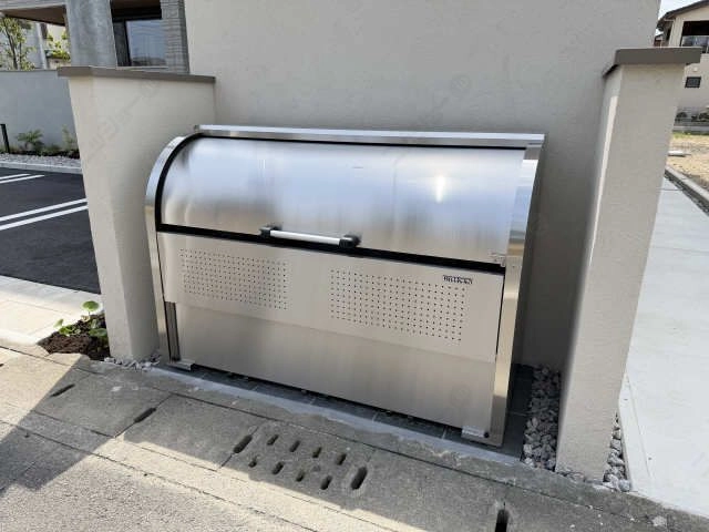 ゴミステーシ  ョン