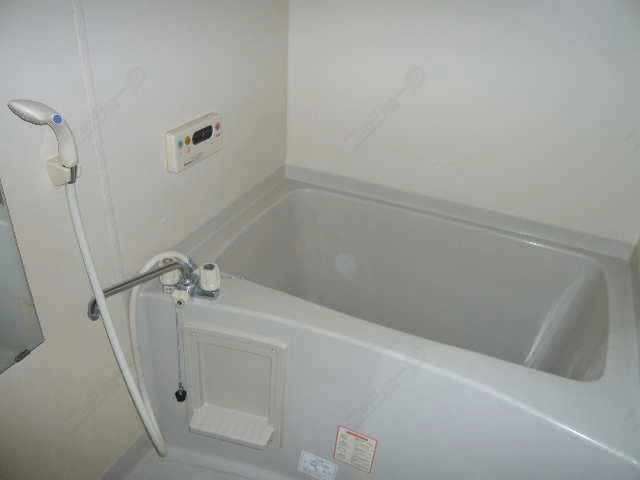 浴室　※同タイプ