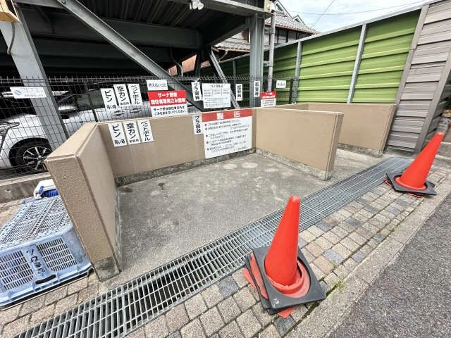 ゴミ置き場