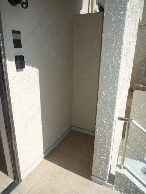 玄関前空スペース