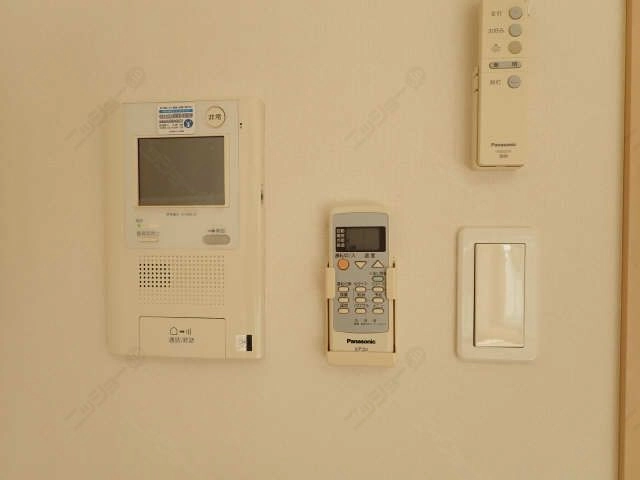 モニター付きインターホン