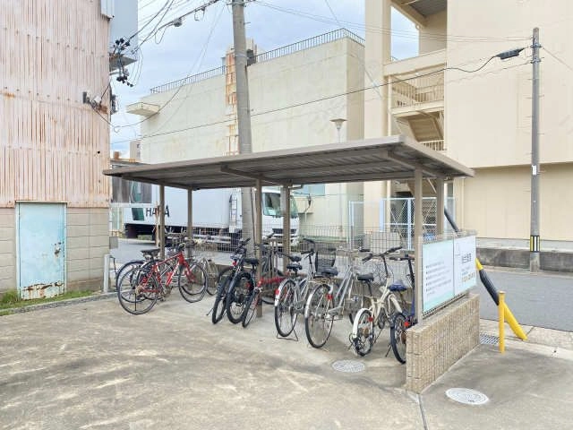 駐輪場
