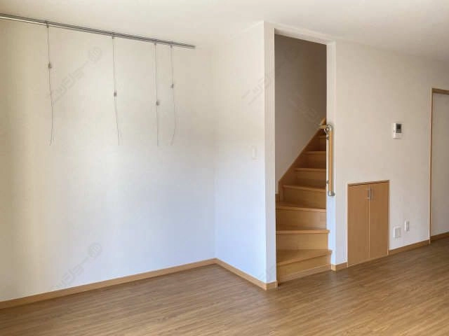 モニタ  ー付きインターホン