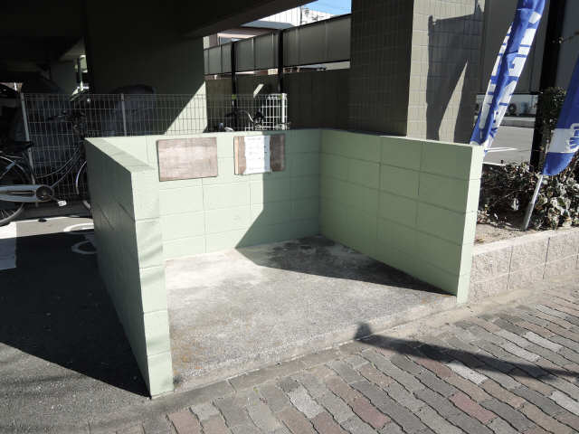 ゴミステーション