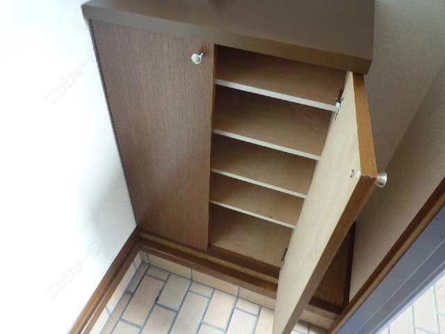 シューズボックス